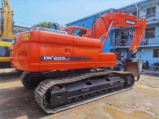 Excavatrice de chenille utilisée 2018 par ans Doosan DX225LC avec le seau 1m3