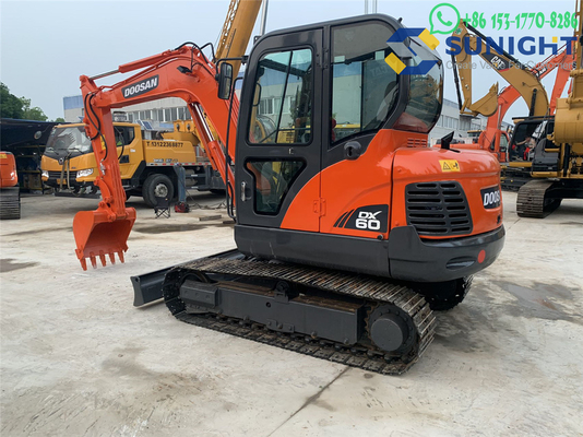 Excavateur Doosan DX60-9C de seconde main Mini Crawler Transmission mécanique